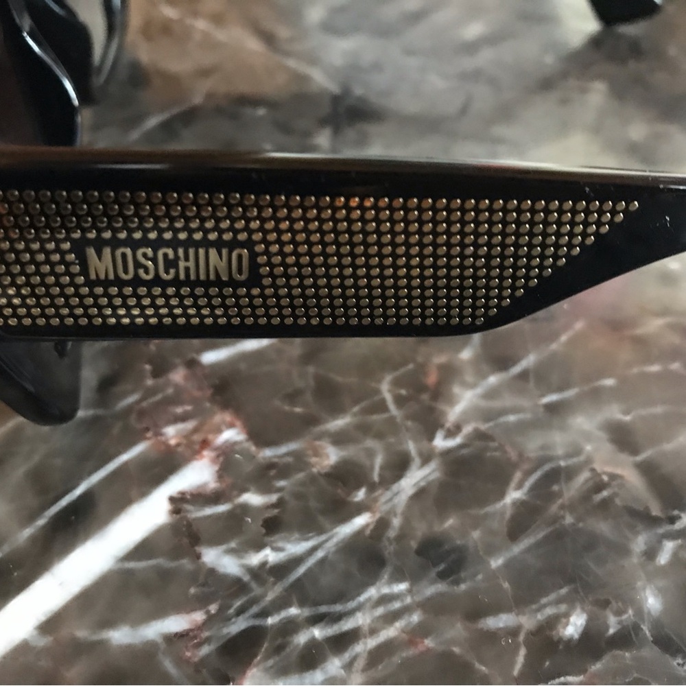 Moschino NWOT square sunglasses - Picture 6 of 7